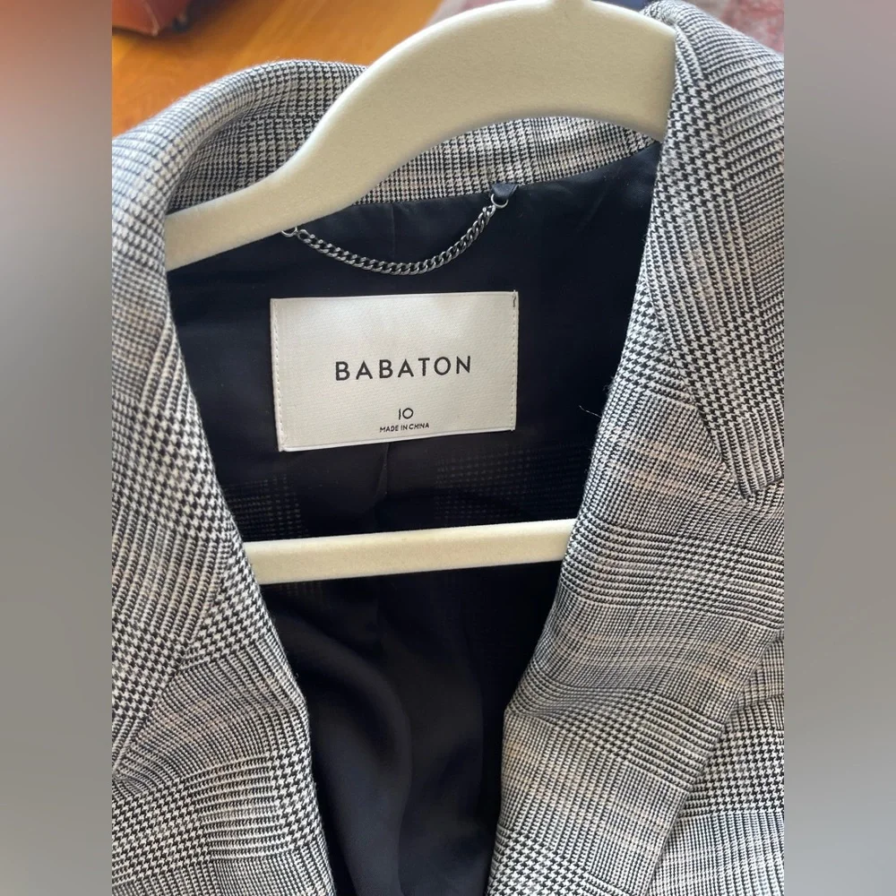 ARITZIA BABATON Black Plaid Oversized Blazer - size 10 - Picture 3 of 3